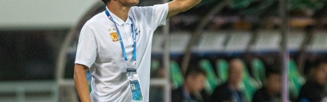 星空体育-“落魄”广州德比：从并肩征战亚冠到陷入保级困境