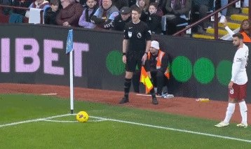 星空体育-【英超】霍伊伦连场破门小麦绝杀 曼联2比1胜维拉