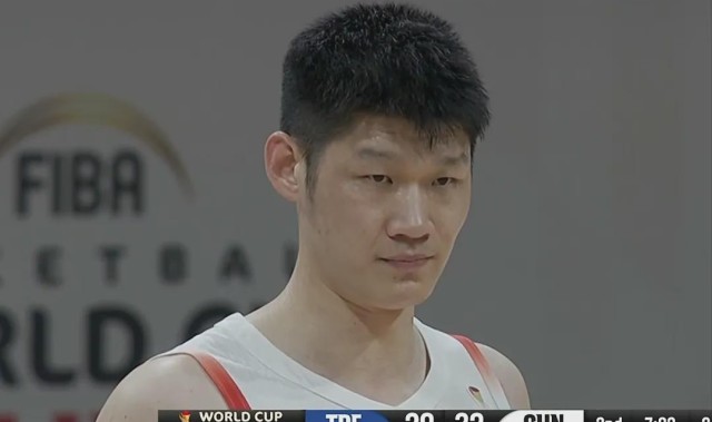 星空体育-中国男篮：奇兵19分5记三分，李弘权独一档+21，陈盈骏空砍26分