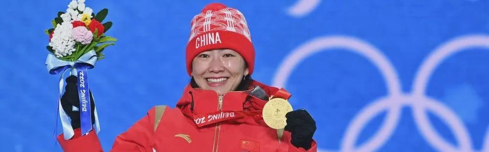 徐梦桃在《人民日报》撰文